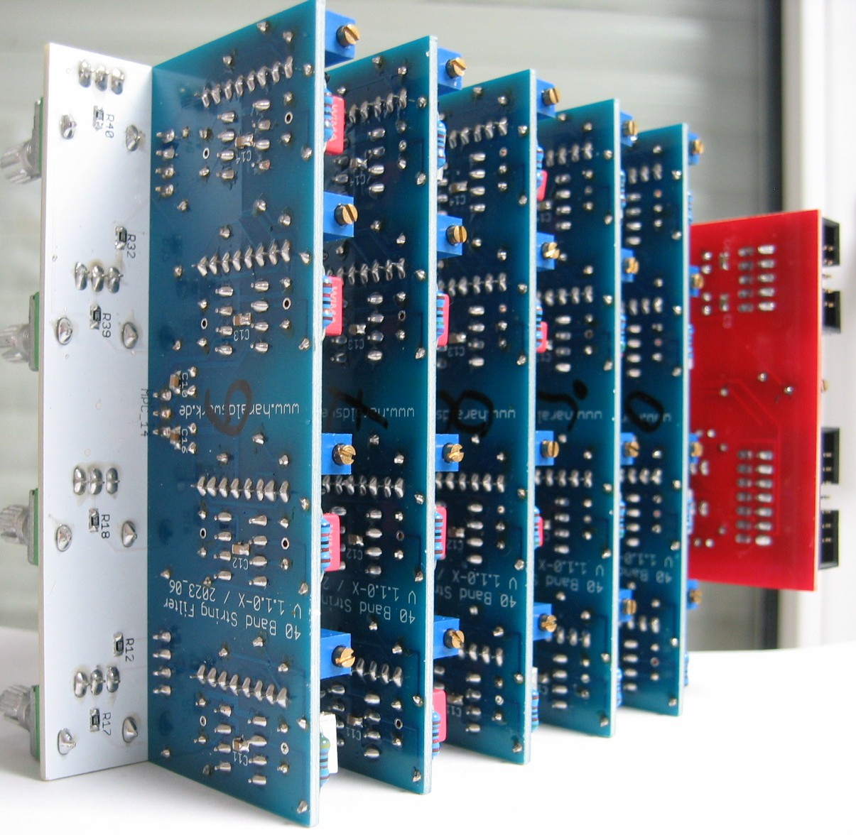 40 Band (String) Filter halve back view 02