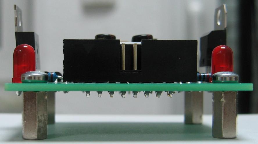 15V to 12V Adaptor back view