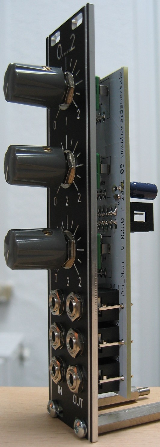 Attenuator / Amplifier 0..N half side view
