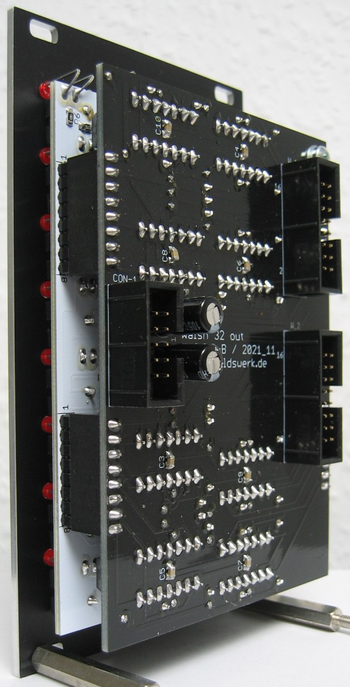 Walsh 32 Function Generator discrete out halve back view