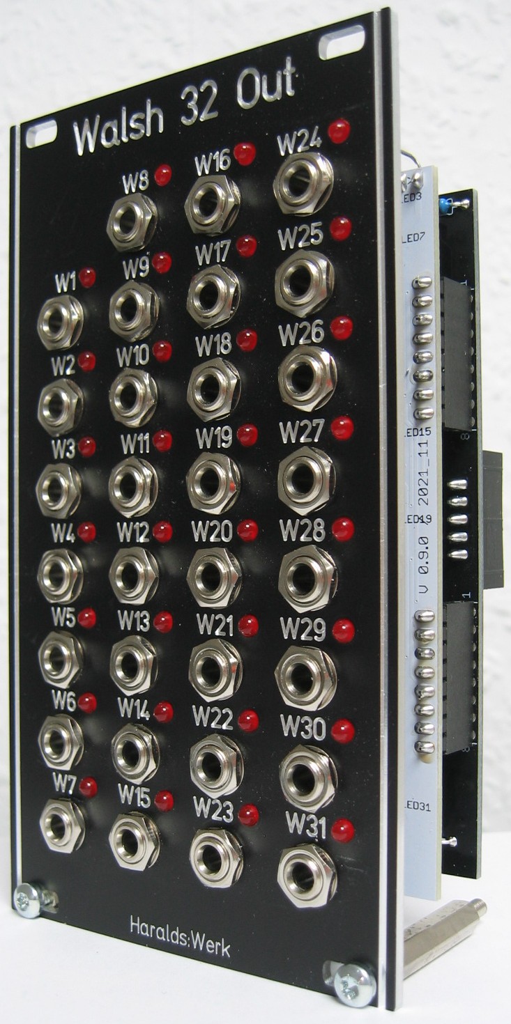 Walsh 32 Function Generator discrete out halve front view