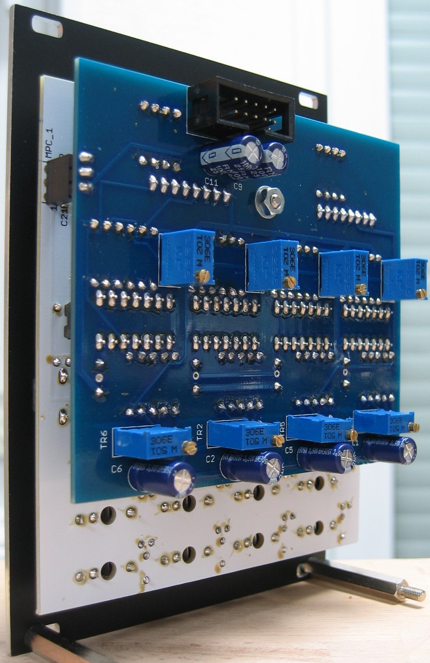 Quad Ringmodulator populated main PCB 02